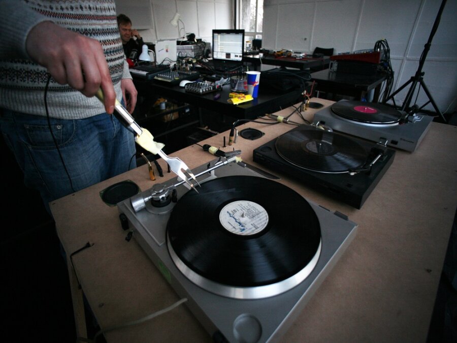 Sound Art Inkubator 2013., foto: Sara B. Moritz; Kontejner arhiva